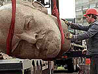 Хакасские вандалы обезглавили Ленина